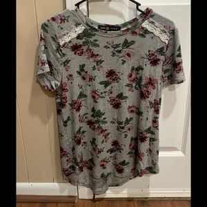 Floral shirt- 95% Rayon 5 % Spandex- new no tag